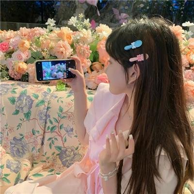 盛开的女人